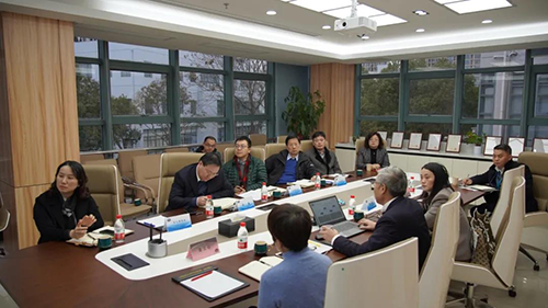 上海市浦東新區政府黨組成員、副區長吳強，浦東新區科經委副主任李曉亮，張江管理局副局長吳俊，張江集團副總經理王凱榮等調研美迪西