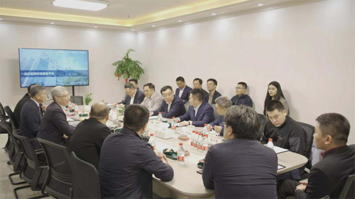 十二屆全國政協(xié)副主席馬培華、中國中小商業(yè)企業(yè)協(xié)會(huì)名譽(yù)會(huì)長董樹奎一行人蒞臨美迪西