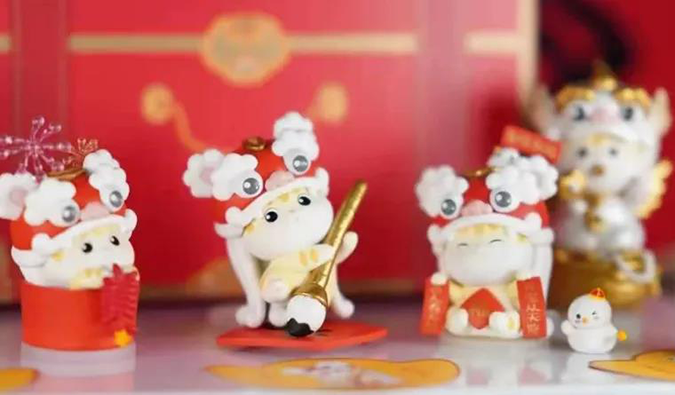 美迪西拍了拍你說新年快樂（還塞了紅包）.png